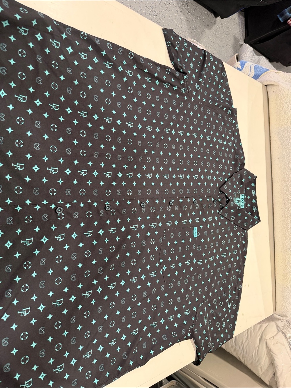 DIXXON Black Short-Sleeve Button-Down Shirt with Teal Monogram Print
